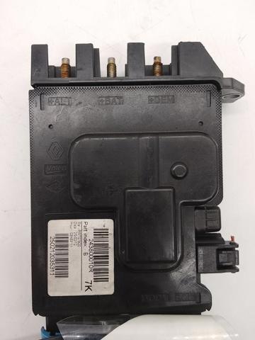 243800010R RENAULT Caja de fusibles  disponible Alicante
