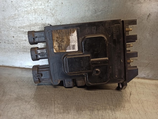 243800010R Renault (RVI)
