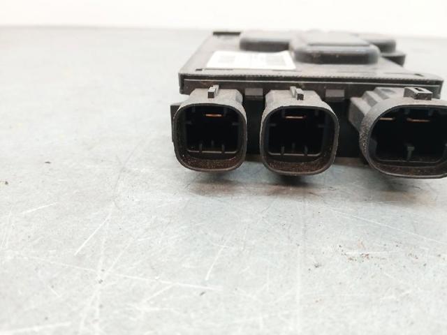 243800010R RENAULT Caja de fusibles  comprar en Oviedo