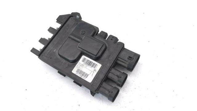 243800010R Caja de fusibles  comprar en Reus