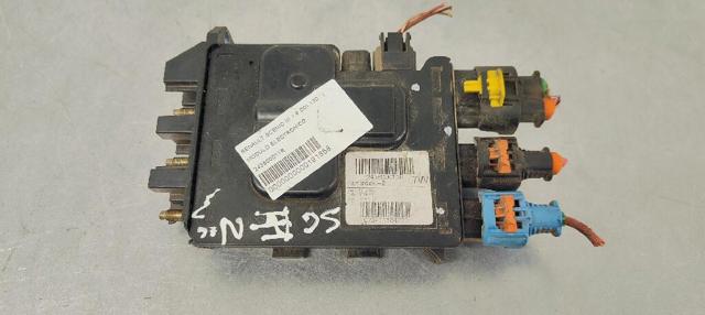 243800011R Renault (RVI)