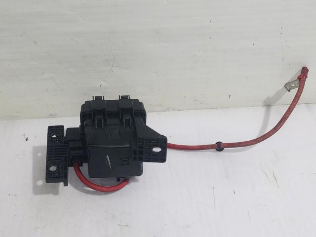 RENAULT 243880001R Carcasa de la caja de fusibles  disponible España