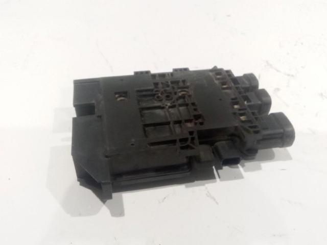 243880001R Carcasa de la caja de fusibles comprar Sevilla