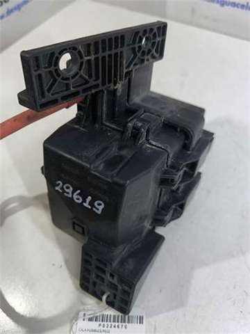 243880001R RENAULT Carcasa de la caja de fusibles comprar Bilbao