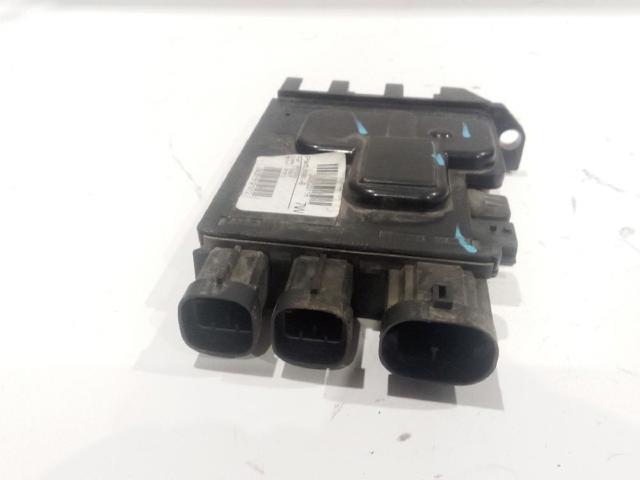 RENAULT 243880001R Carcasa de la caja de fusibles  en stock Salamanca