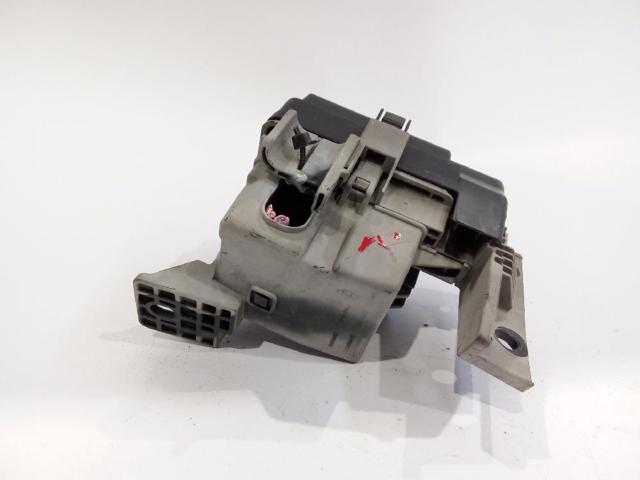 RENAULT 243880001R Carcasa de la caja de fusibles  disponible Lugo