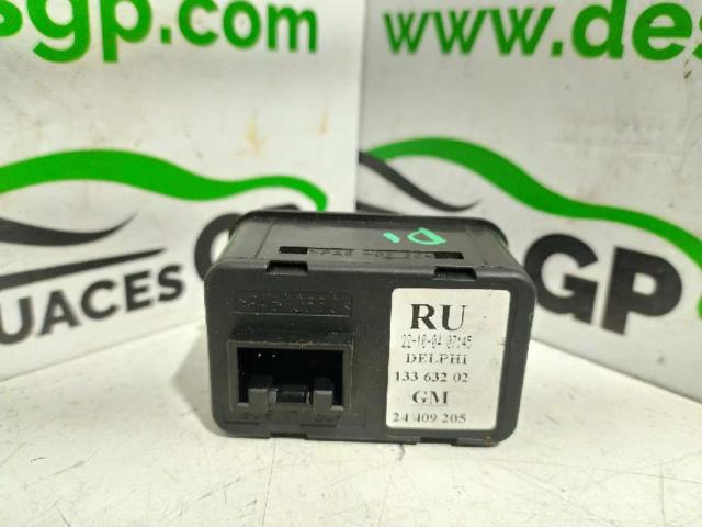 24409205 OPEL Interruptor de elevalunas delantera izquierda  en stock Gandía