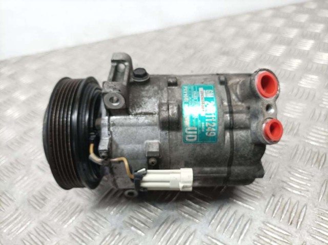 GM 24411249 Compresor de aire acondicionado  en stock Salamanca