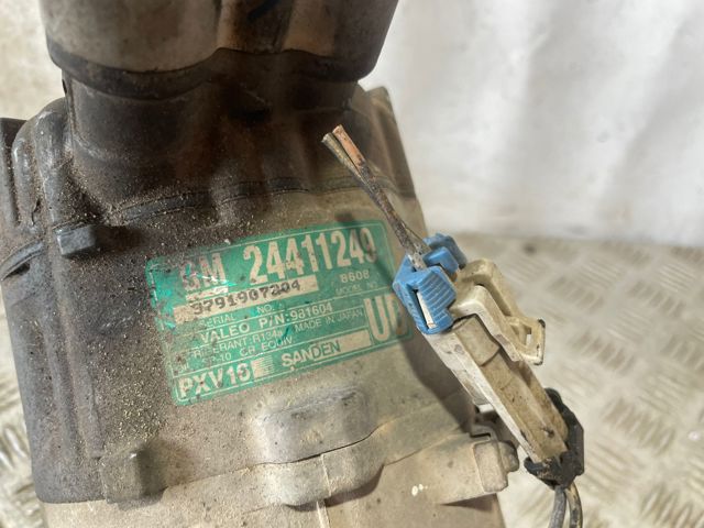 24411249 Compresor de aire acondicionado  en stock Sabadell