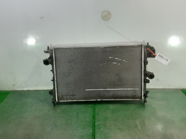 24418345 Opel