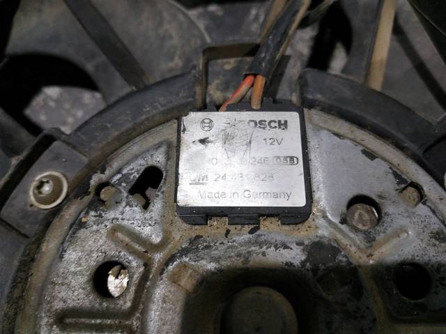 OPEL 24431828 Difusor del radiador de refrigeración con motor y hélice  disponible España