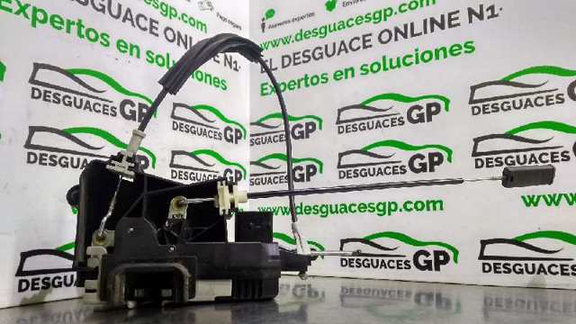 24447341 Cerradura de puerta delantera derecha  comprar en Pontevedra