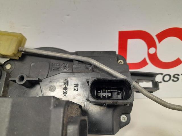 24447341 Cerradura de puerta delantera derecha  comprar en Pontevedra