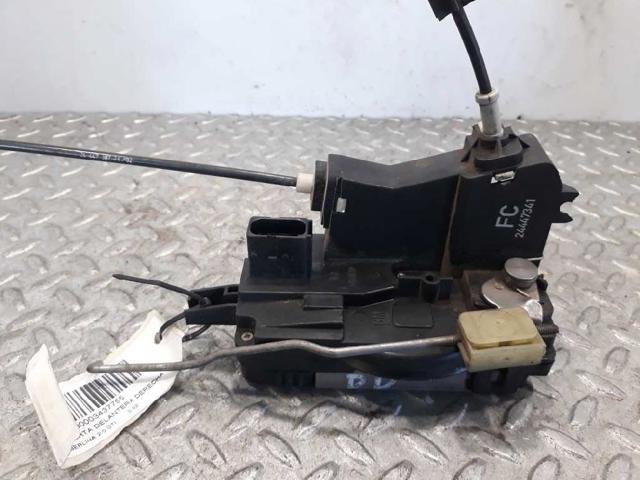24447341 OPEL Cerradura de puerta delantera derecha  en stock Córdoba