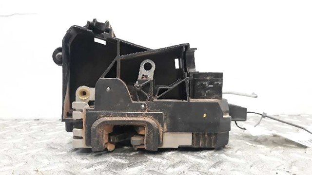 24447341 OPEL Cerradura de puerta delantera derecha  en stock Huelva