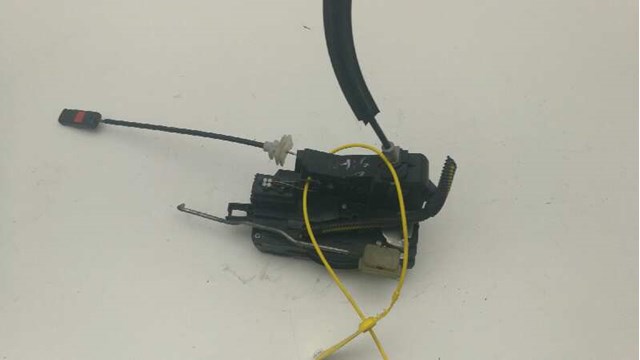 24447341 Cerradura de puerta delantera derecha  en stock Castellón