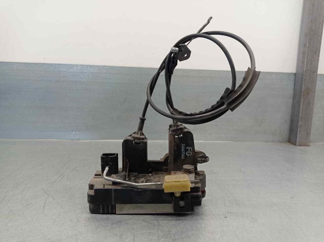 OPEL 24447346 Cerradura de la puerta trasera derecha  en stock Valencia