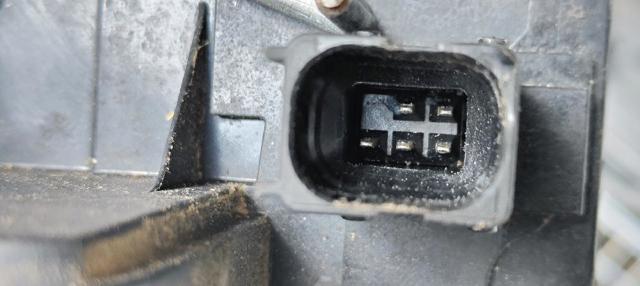 OPEL 24447346 Cerradura de la puerta trasera derecha  disponible Valladolid