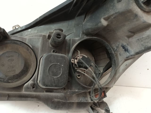 OPEL 24451033RH Faro derecho  comprar en Ponferrada