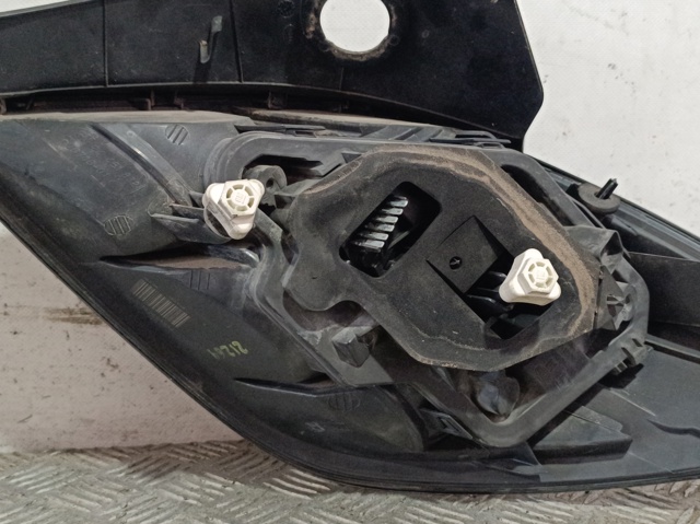 24451832 OPEL Piloto trasero izquierdo  en stock Córdoba