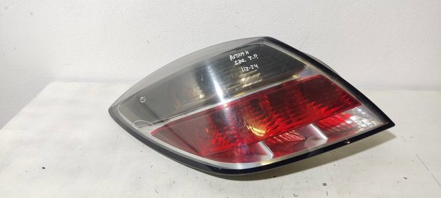 24451832 OPEL Piloto trasero izquierdo comprar Alcalá