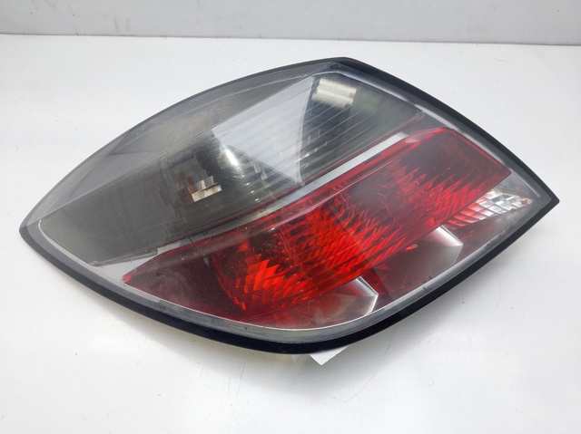 24451832 OPEL Piloto trasero izquierdo  comprar en Jaén