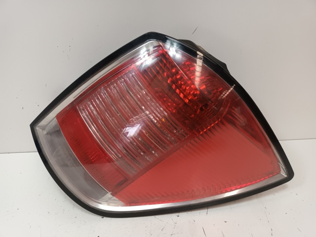 OPEL 24451840 Piloto trasero derecho  en stock Salamanca