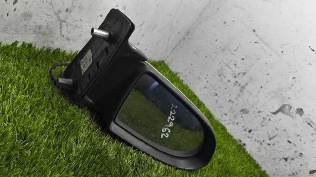 Espejo retrovisor derecho Opel Zafira segundo mano en Madrid