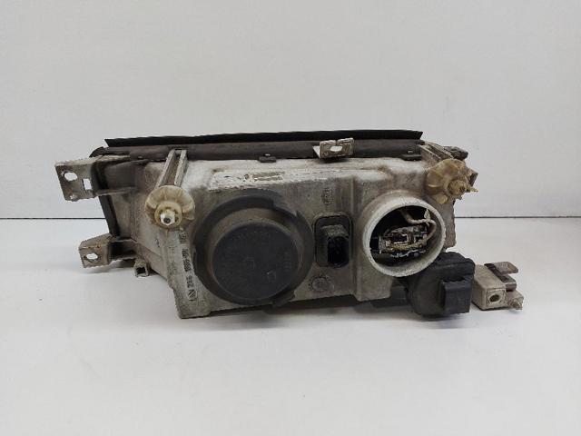 VAG 24608600 Faro derecho  disponible Lugo