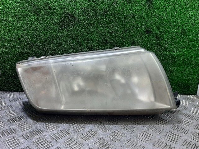 246366 Faro derecho  disponible Utrera