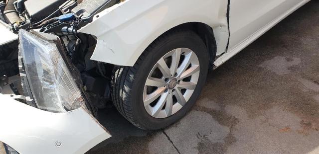 2464604701 Mercedes