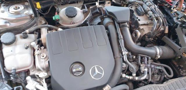 Bomba de gasolina Mercedes A  (V177)