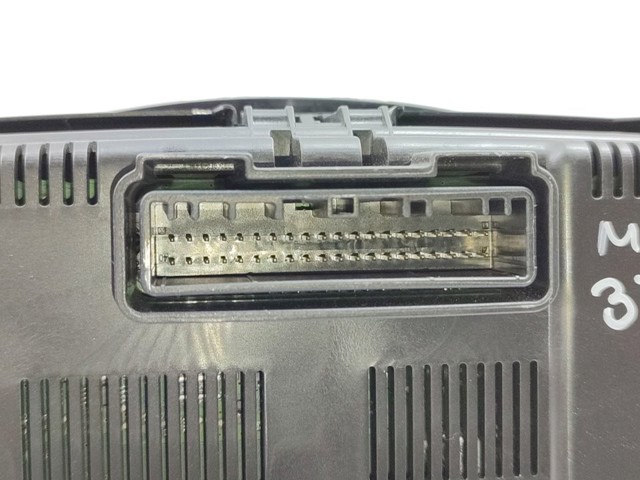 248105618R RENAULT Tablero de instrumentos  disponible Vigo