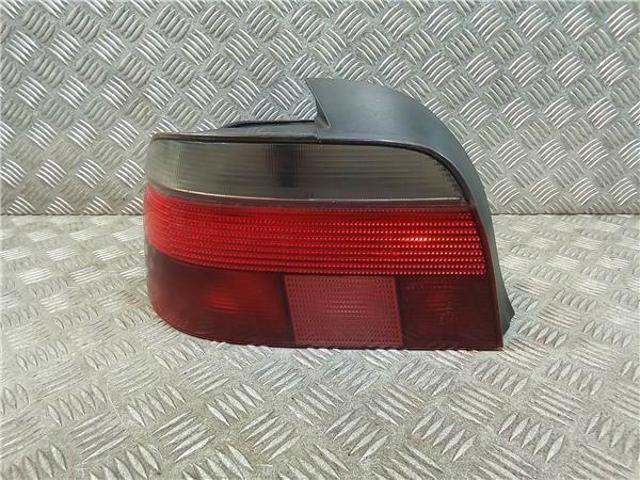 Piloto trasero izquierdo 2496297 BMW