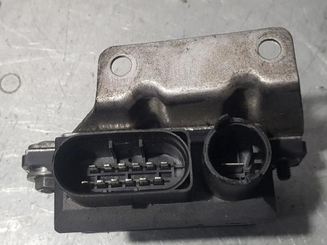 Relé de bujía de precalentamiento BMW 3 E90