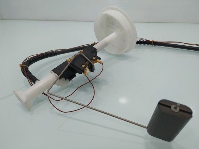 Medidor de combustible Nissan Qashqai II (2013-2021)