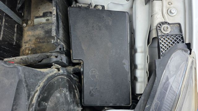 Caja de relés y fusibles Ford Focus III (2010-2020)