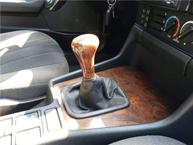 25111221779 BMW