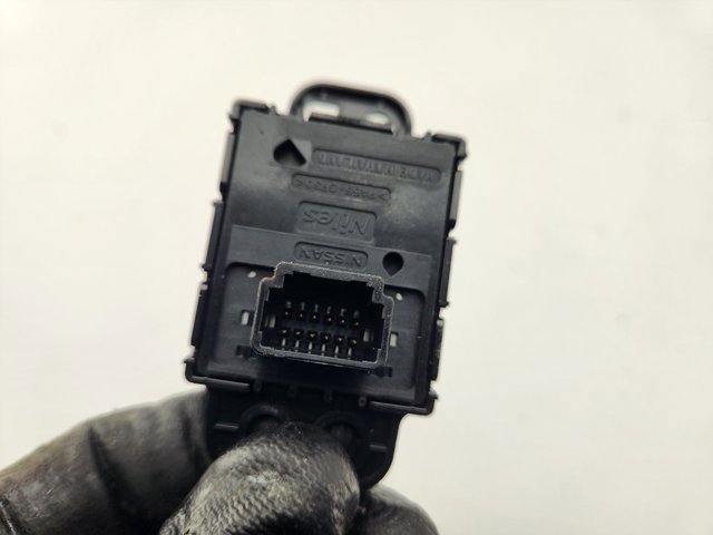 251756FR0A NISSAN Interruptor del freno de estacionamiento electromecánico comprar Bilbao