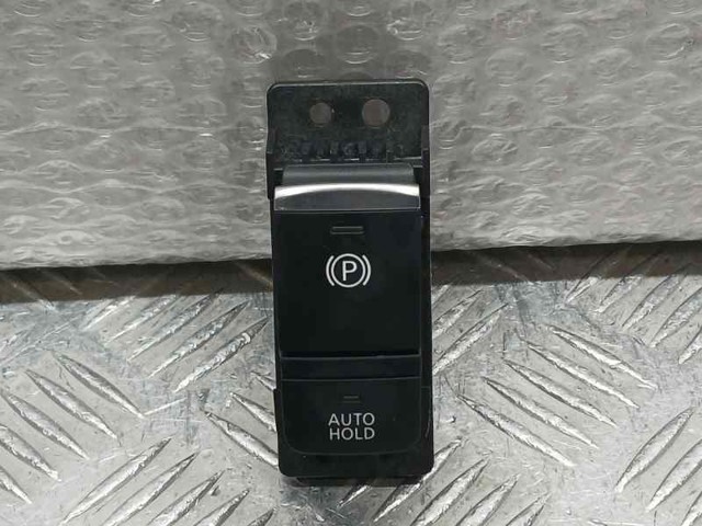 251756FR0A Nissan/Infiniti