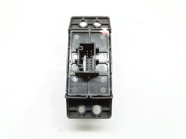 251756FR0A NISSAN Interruptor del freno de estacionamiento electromecánico  en stock Huelva