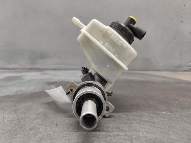 25175879 RENAULT Cilindro maestro de frenos comprar Bilbao