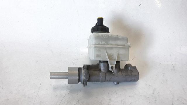 25175879 RENAULT Cilindro maestro de frenos comprar Madrid