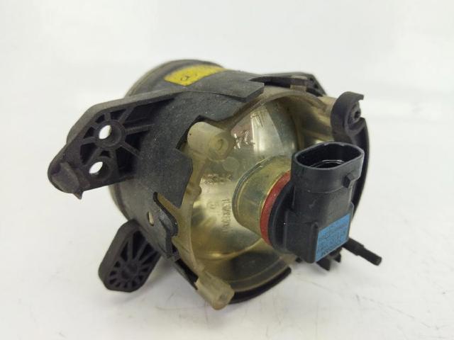 2518200856 MERCEDES Faro antiniebla derecho  en stock Huelva