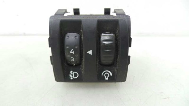 251900001R Botón del regulador de altura de faros  en stock Sabadell