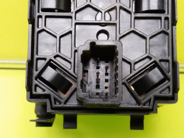 251902972R Botón del regulador de altura de faros comprar Almería