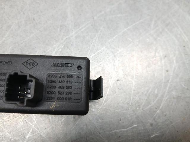 RENAULT 252100001R Boton de luz de emergencía comprar Pamplona