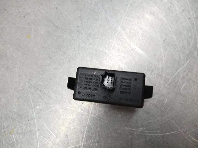 252100001R RENAULT Botón de emergencia  comprar en Oviedo