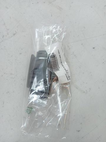 RENAULT 252100502R Boton de luz de emergencía  en stock Terrassa
