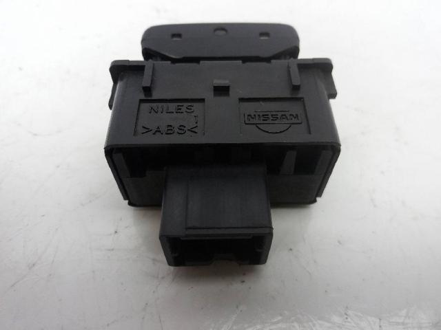 NISSAN 25210EB300 Botón de bloqueo de puertas comprar Barcelona